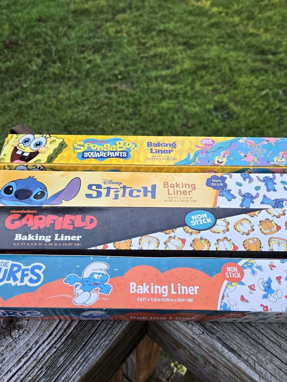 Pick One Cartoon Character Baking Liners - SpongeBob, Stitch, Garfield, Smurfs